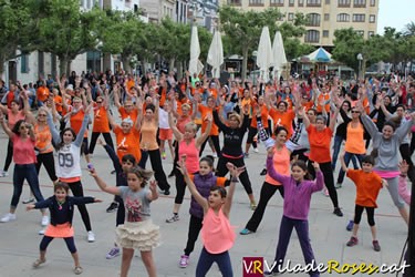 IV Flashmob de la Fundació Roses contra el Càncer