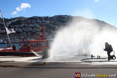 Simulacre al port esportiu de Roses