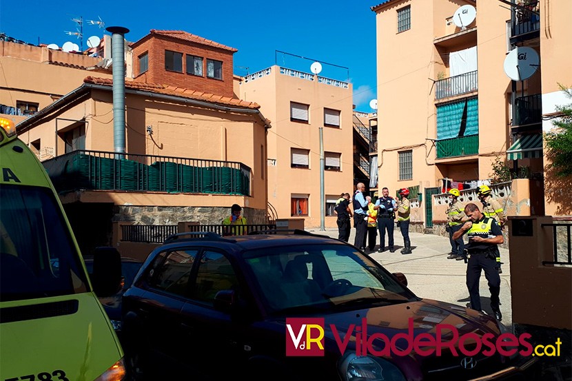 Cadàver trobat a casa seva a Roses