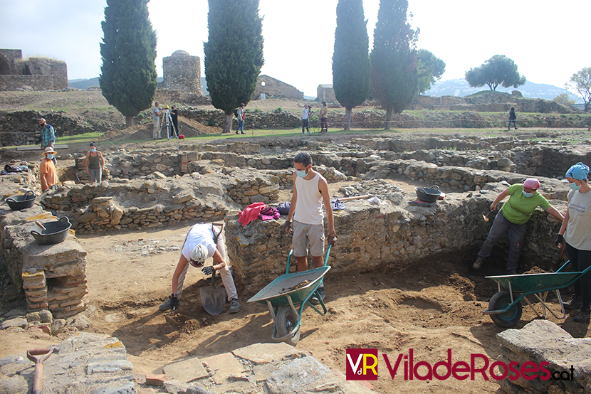 Descoberta de 1.300 m2 de la Vila Medieval de la Ciutadella de Roses