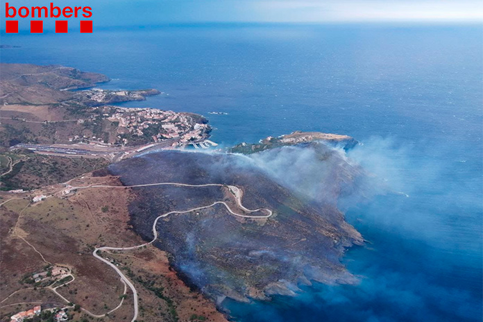 Incendi a Portbou