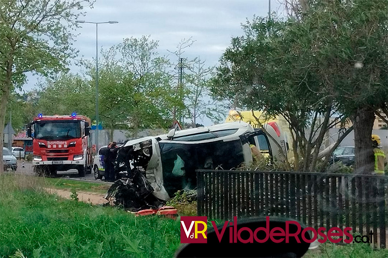 Vehicles accidentat a Roses